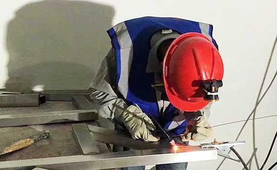 直擊現(xiàn)場(chǎng)——冠猴智能施工現(xiàn)場(chǎng)忙忙忙